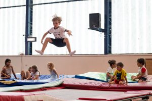 Trampoline apm 9-12 S08